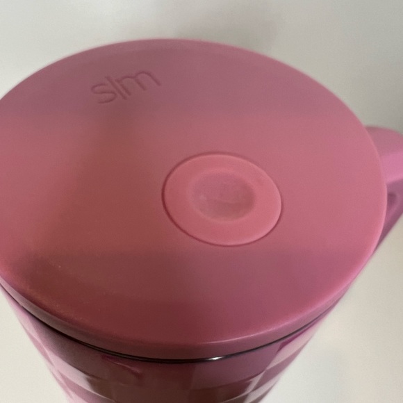 Simple Modern Pink Checkered Valentines trek 40 oz - Picture 5 of 7